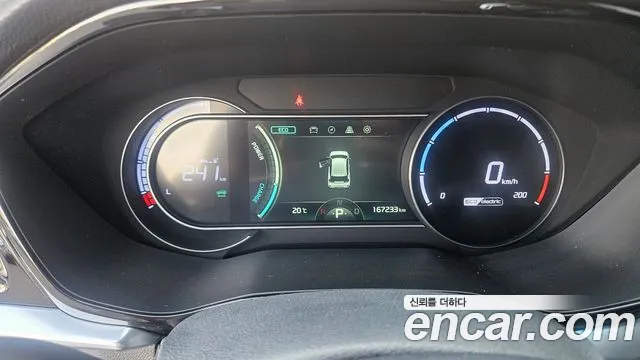 Kia Niro — Фото автомобиля 9