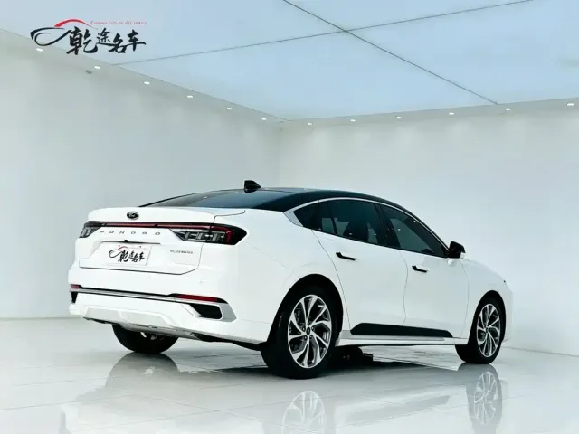Ford Mondeo — Фото автомобиля 7