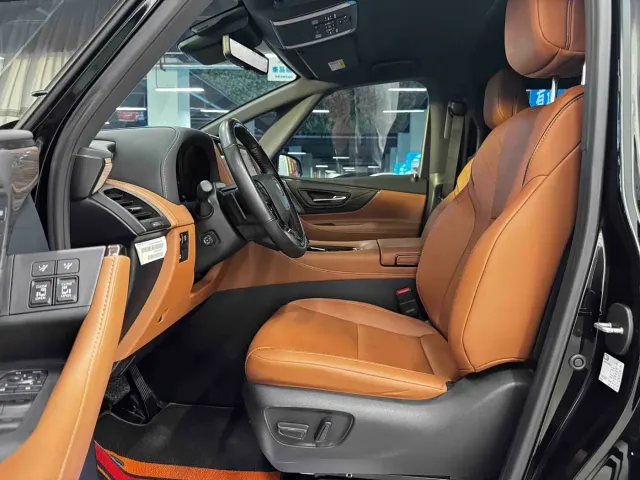 Toyota Vellfire — Фото автомобиля 6