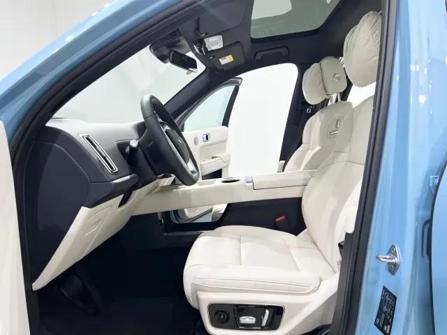 Li Auto L7 — Фото автомобиля 7