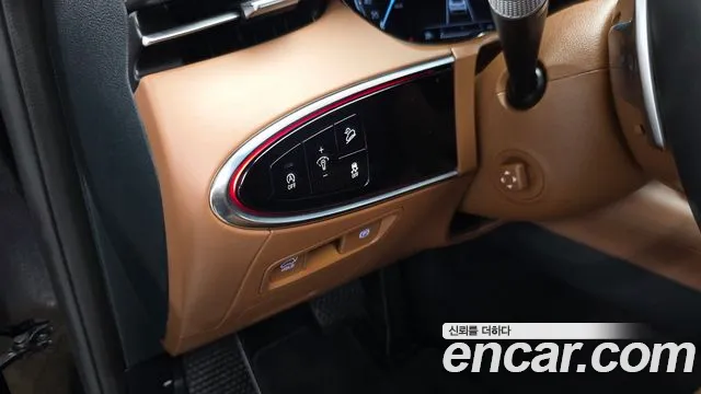 Genesis GV70 — Фото автомобиля 28