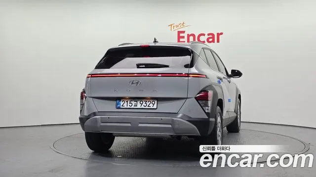 Hyundai Kona Kona (SX2) Бензин 1.6 турбо 2WD — Фото автомобиля 4