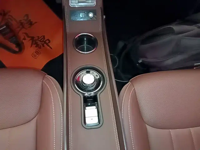 Wuling Bingo — Фото автомобиля 13