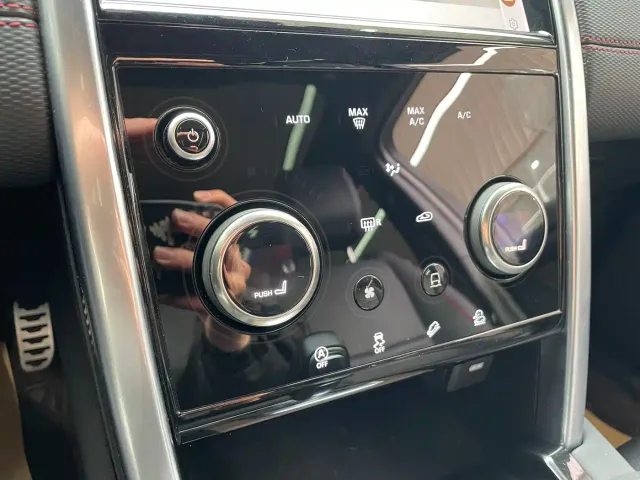 Land Rover Discovery Sport — Фото автомобиля 12
