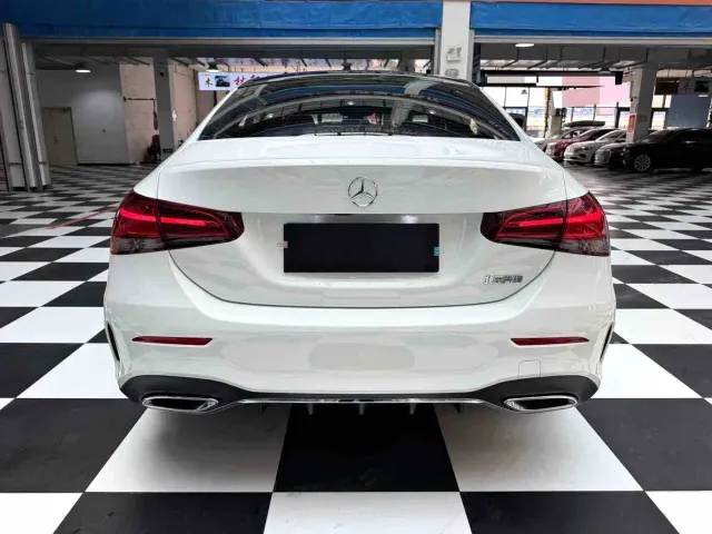 Mercedes-Benz A-Class — Фото автомобиля 12