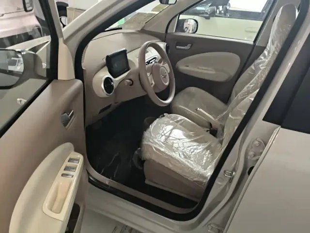 Wuling Hongguang Mini EV — Фото автомобиля 15