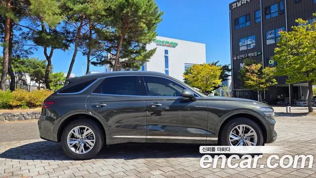 Genesis GV70 — Фото автомобиля 8