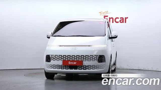 Hyundai Staria — Фото автомобиля 3
