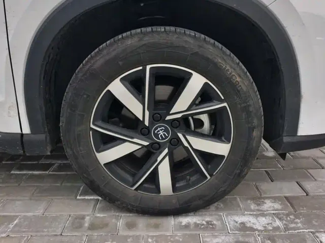 BYD Song Pro — Фото автомобиля 6