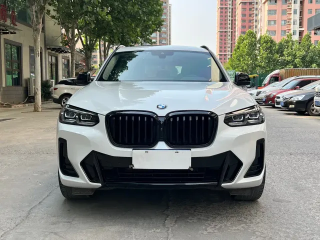 BMW X3 — Фото автомобиля 2
