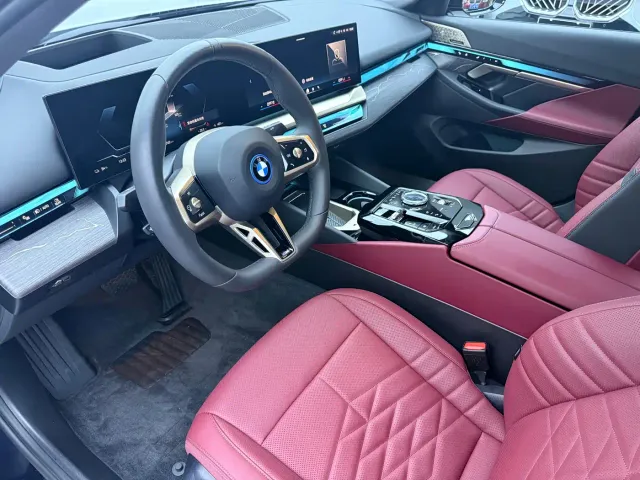 BMW i5 — Фото автомобиля 12