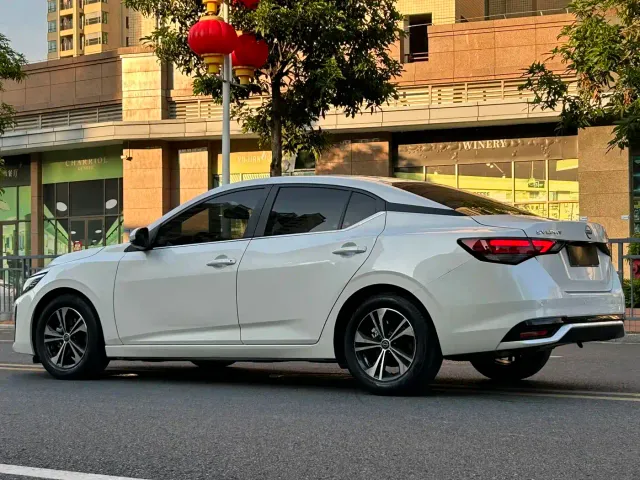 Nissan Sylphy — Фото автомобиля 6