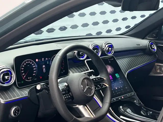 Mercedes-Benz C-Class — Фото автомобиля 5