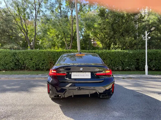BMW 3 Series — Фото автомобиля 4