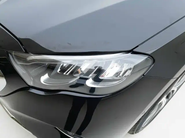 Mercedes-Benz E-Class — Фото автомобиля 13