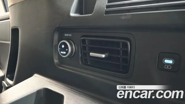Hyundai Santa Fe — Фото автомобиля 27