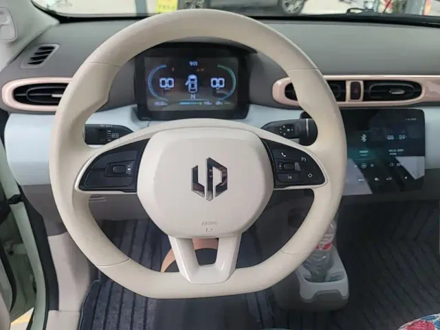 Leapmotor T03 — Фото автомобиля 10