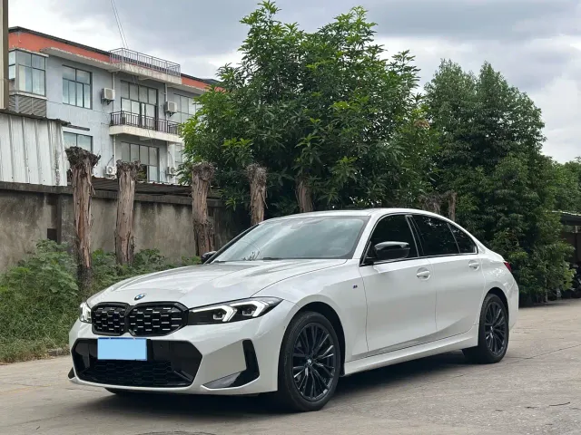 BMW 3 Series — Фото автомобиля 2