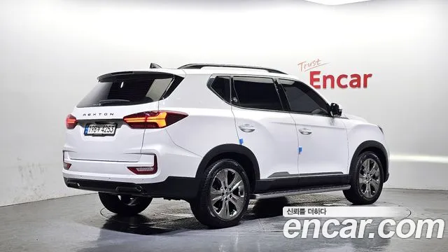KG_Mobility_Ssangyong Rexton — Фото автомобиля 2