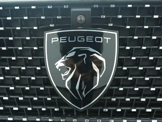 Peugeot 5008 — Фото автомобиля 7