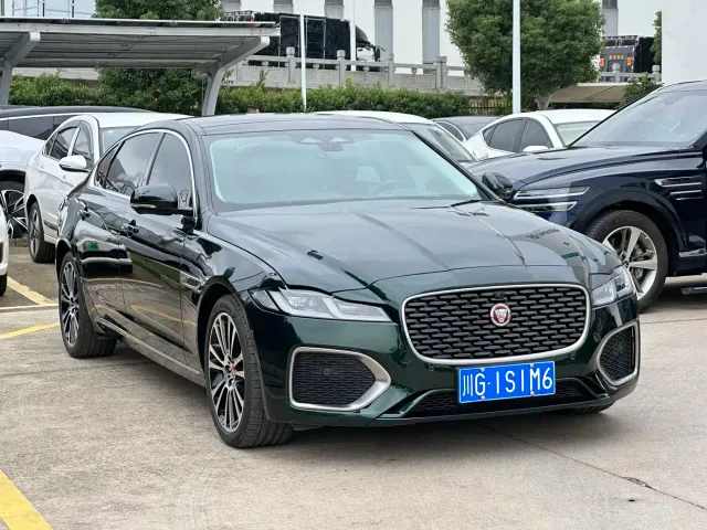 Jaguar XFL — Фото автомобиля 3