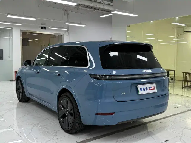 Li Auto L9 — Фото автомобиля 4