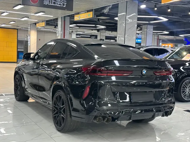 BMW X6 M — Фото автомобиля 16