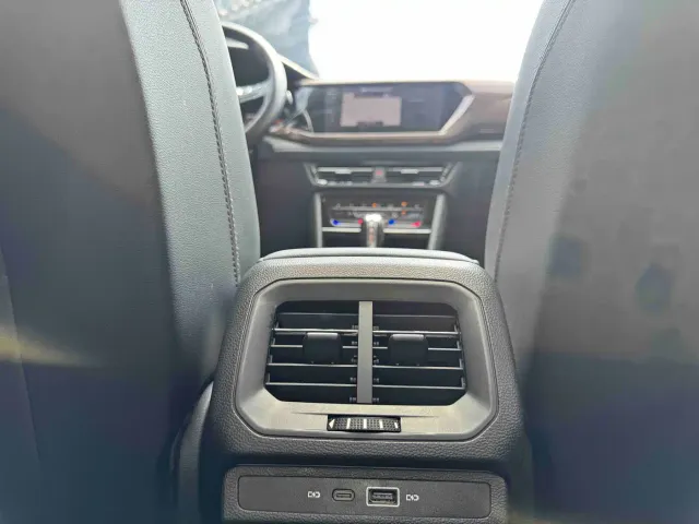 Volkswagen Tharu — Фото автомобиля 18