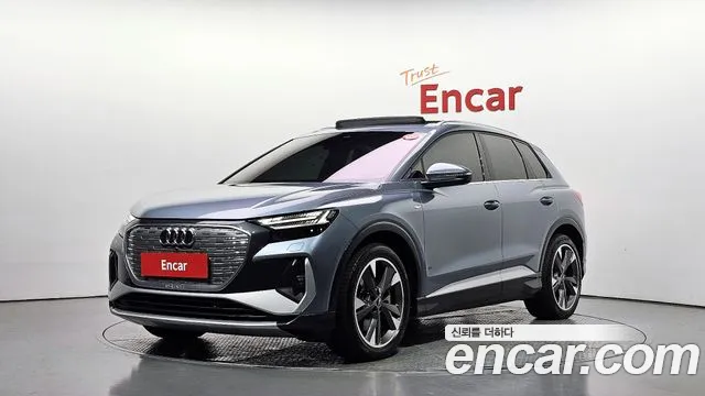 Фотография автомобиля — Audi Q4 e-tron F4