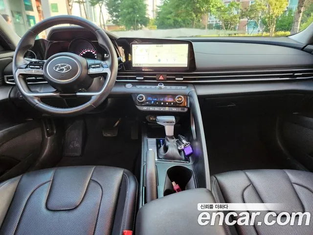 Hyundai AVANTE Avante (CN7) — Фото автомобиля 16