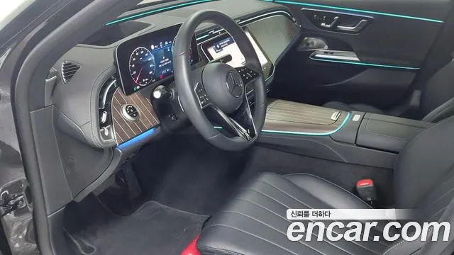 Mercedes-Benz E-Class E-класс W214 E300 4MATIC Exclusive — Фото автомобиля 14