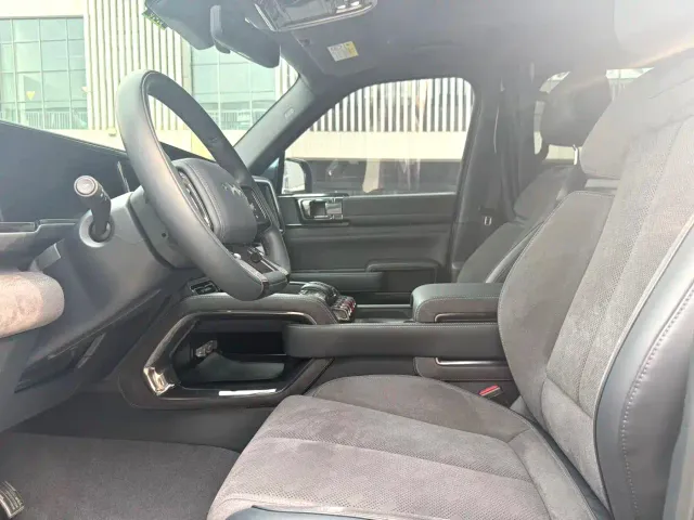 BYD FangChengBao Leopard 5 — Фото автомобиля 7