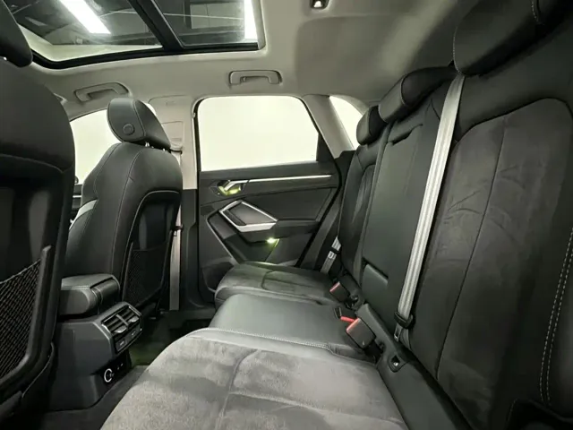 Audi Q3 — Фото автомобиля 10