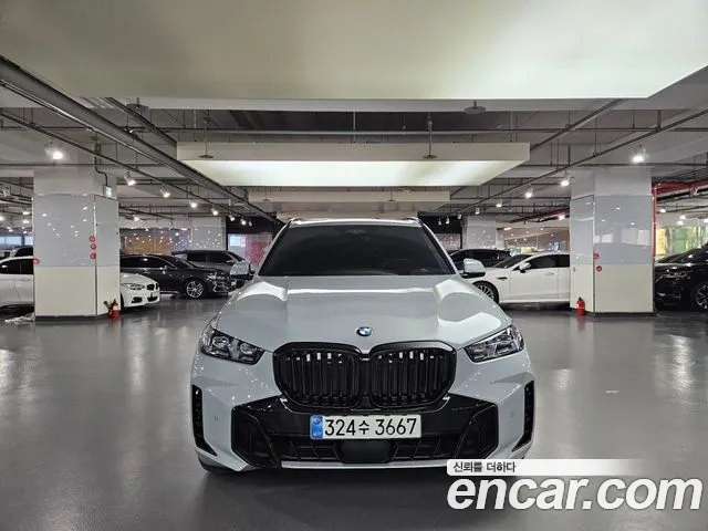 Фотография автомобиля — BMW X5 G05