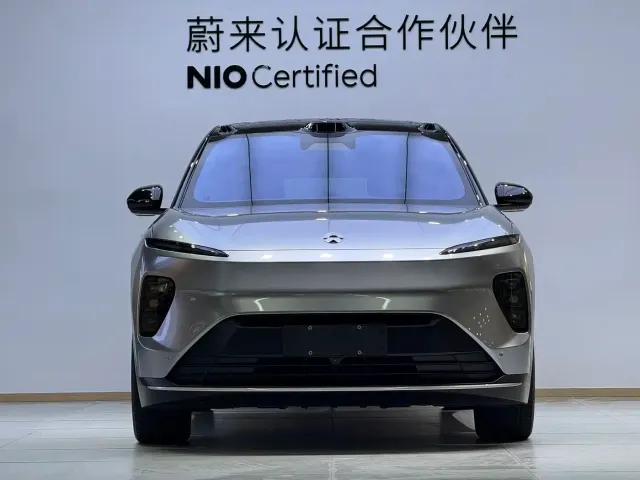 Nio ES8 — Фото автомобиля 5