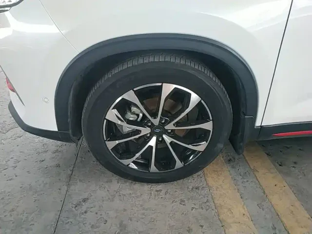 Changan X7 Plus — Фото автомобиля 24