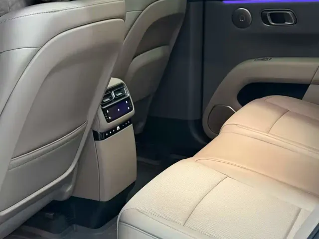 Li Auto i6 — Фото автомобиля 7