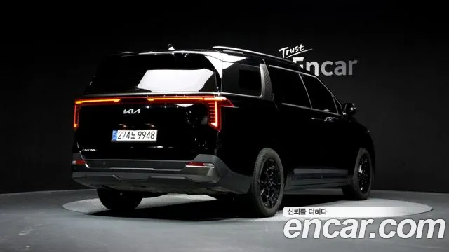 Kia Canival — Фото автомобиля 2