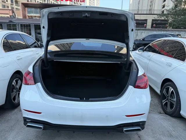 Mercedes-Benz C-Class — Фото автомобиля 13