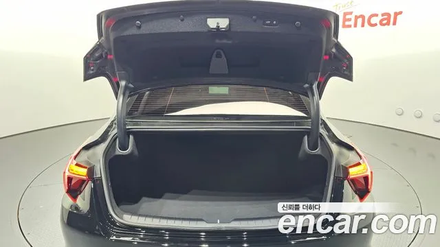 Kia K8 K8 Hybrid — Фото автомобиля 23