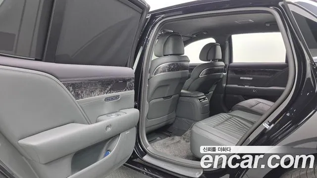 Genesis G90 — Фото автомобиля 29