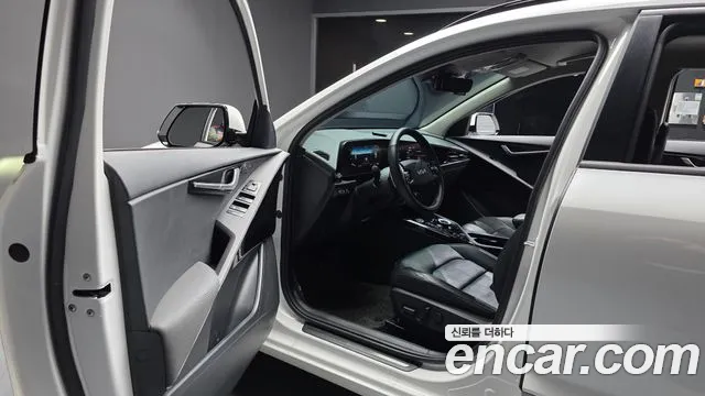 Kia Niro Niro (New) — Фото автомобиля 15
