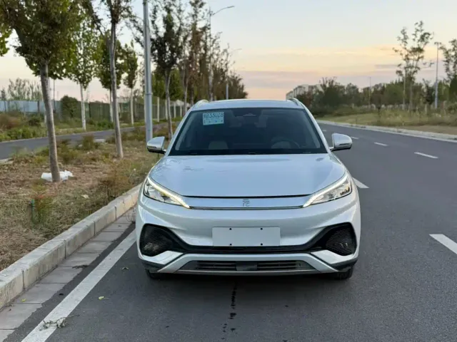 BYD Yuan PLUS — Фото автомобиля 2