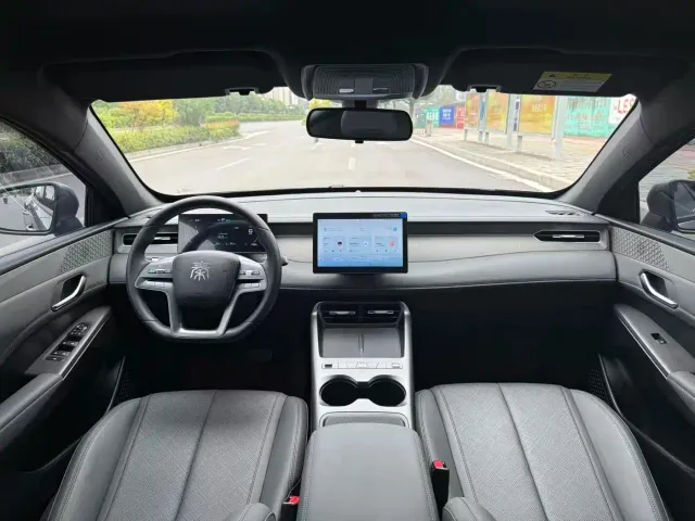 BYD Qin PLUS — Фото автомобиля 5
