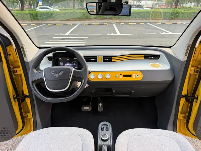 Wuling Hongguang Mini EV — Фото автомобиля 13