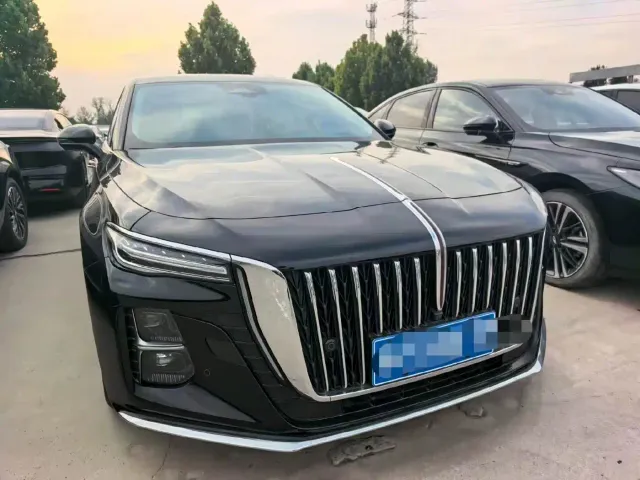 Hongqi H5 — Фото автомобиля 3