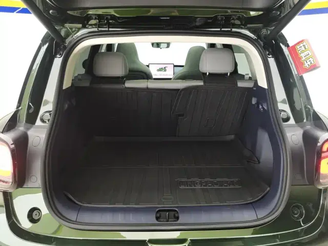 Leapmotor A10 — Фото автомобиля 4