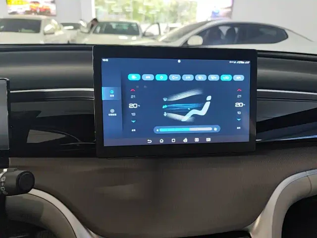 BYD Song Pro — Фото автомобиля 12