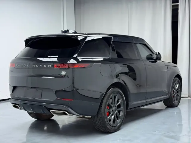Land Rover Range Rover Sport — Фото автомобиля 14