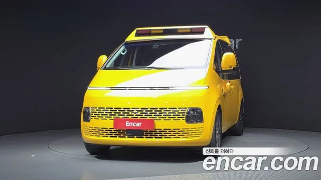 Hyundai Staria Staria L3.5 Школьный автобус — Фото автомобиля 3